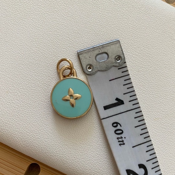 Authentic vintage teal Louis Vuitton charm - Picture 3 of 5
